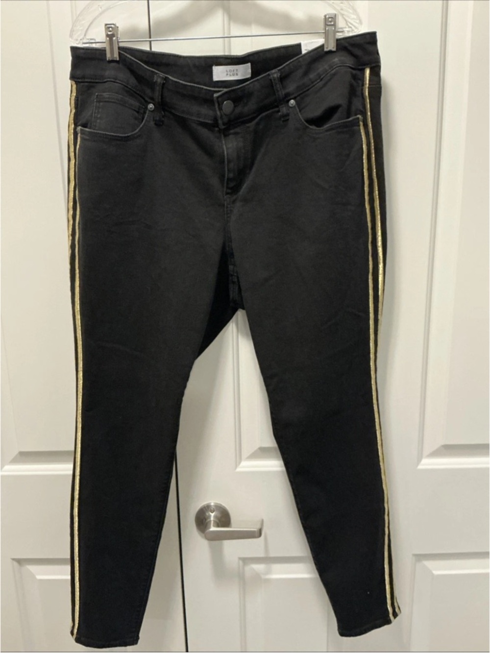 Loft Plus Black Denim Jeans w/Gold Metallic Striping Modern Skinny Size 16 NWTs